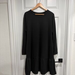 Cuddl Duds Black Long Sleeve Dress with Ruffled Hem and Pockets